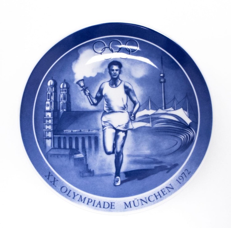 STARY PORCELANOWY TALERZ OLIMPIADA MONACHIUM 1972