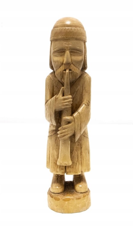 STARA DREWNIANA FIGURKA, MĘŻCZYZNA Z INSTRUMENTEM DĘTYM