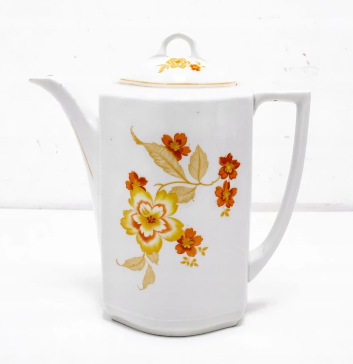 STARY PORCELANOWY DZBANEK KOLMAR CHODZIEŻ
