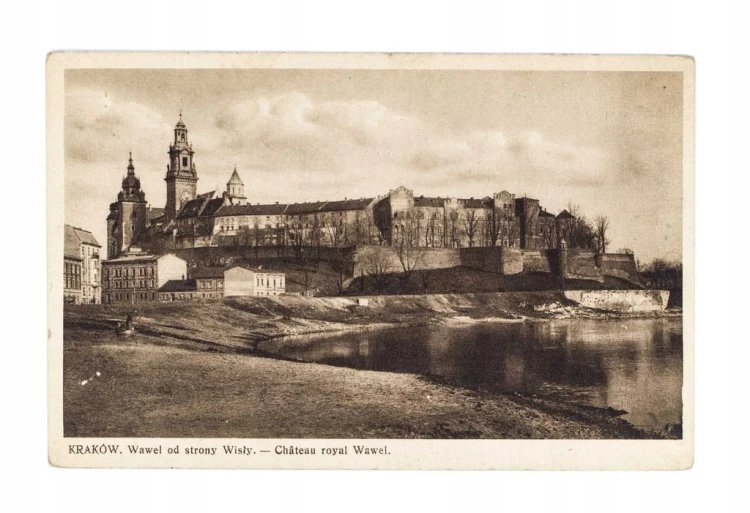 KRAKÓW - WAWEL OD STRONY WISŁY II RP