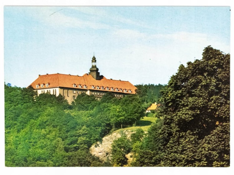 BARDO ŚLĄSKIE - DOM WCZASÓW DZIECIĘCYCH WARSZAWIANKA LATA 70. PRL