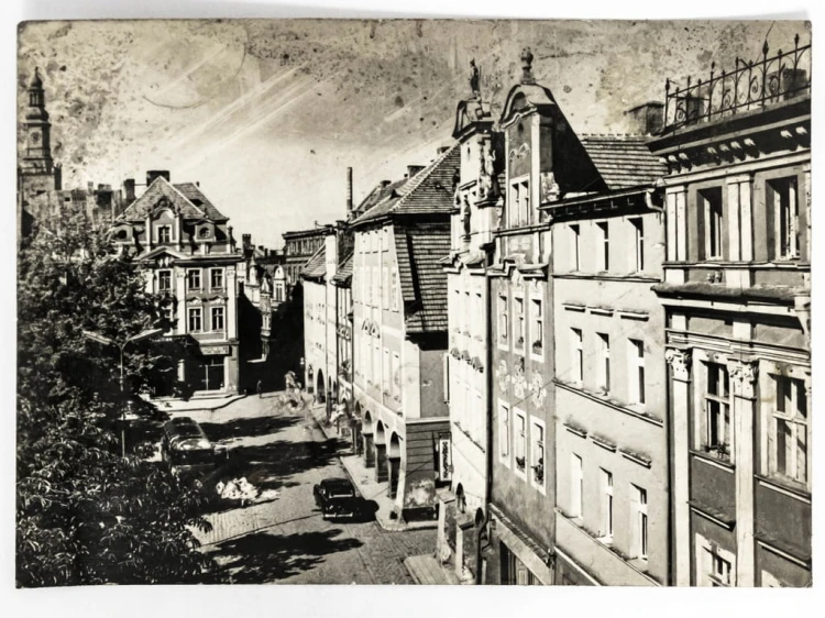 KAMIENNA GÓRA - RYNEK MIEJSKI LATA 70. PRL