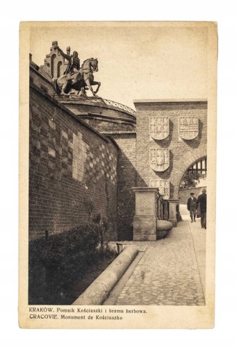 KRAKÓW - POMNIK KOŚCIUSZKI I BRAMA HERBOWA II RP