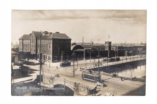 MALMO, SZWECJA - DWORZEC KOLEJOWY, TRAMWAJ, AUTO POCZ. XX W.