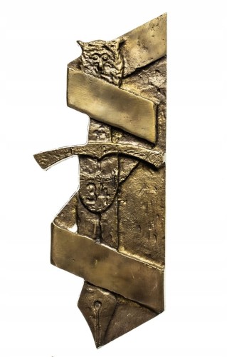 MEDAL PLAKIETA SOWA Z MIECZEM 34