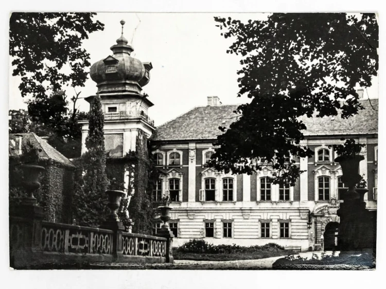ŁAŃCUT - ZAMEK LUBOMIRSKICH I POTOCKICH LATA 60. / 70. PRL