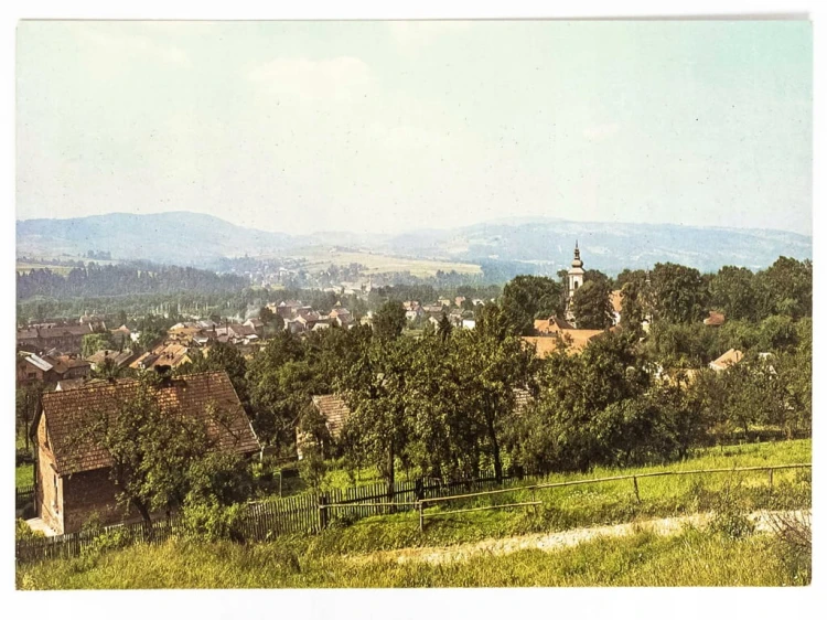 MAKÓW PODHALAŃSKI - PANORAMA Z KOŚCIOŁEM PRZEM PAŃSKIEGO LATA 70. / 80. PRL