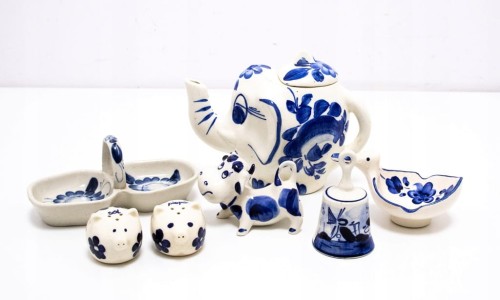 ZESTAW STARYCH CERAMICZNYCH PRZEDMIOTÓW KUCHENNYCH