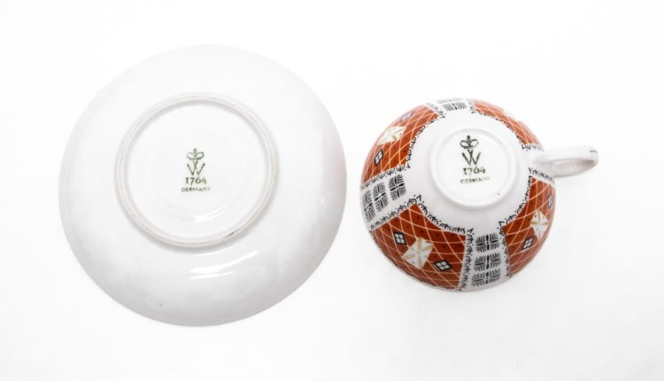 ZESTAW STAREJ PORCELANY, FILIŻANKA I PODSTAWEK WALLENDORF