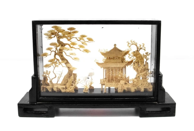 STARA DIORAMA, RZEŹBA Z KORKA, CHINY