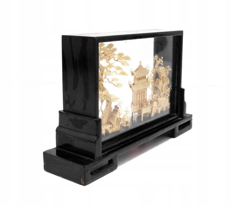 STARA DIORAMA, RZEŹBA Z KORKA, CHINY