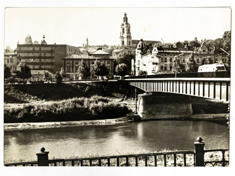 PRZEMYŚL - MOST ORLĄT PRZEMYSKICH I BAZYLIKA ARCHIKATEDRALNA 1970 PRL