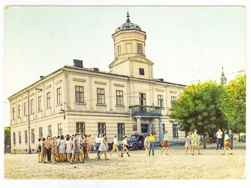 TUCHÓW - ZABYTKOWY RATUSZ MIEJSKI LATA 60. / 70. PRL