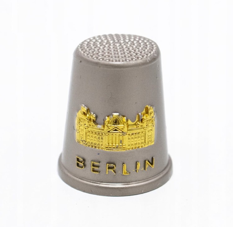 STARY METALOWY NAPARSTEK - BERLIN