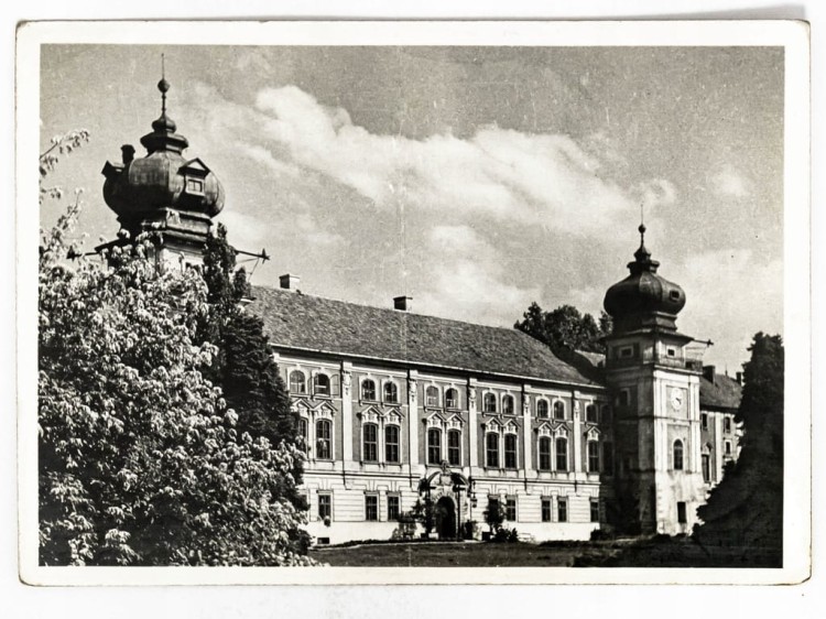 ŁAŃCUT - ZAMEK LUBOMIRSKICH I POTOCKICH LATA 60. PRL