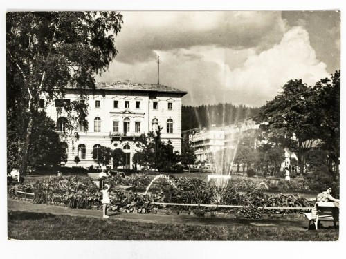 KRYNICA-ZDRÓJ - HOTEL PREZYDENT I FRAGMENT UZDROWISKA 1972 PRL