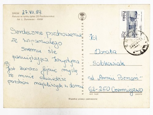 ŚREM - RATUSZ MIEJSKI W TLE WIEŻA KOŚCIOŁA NMP WNIEBOWZIĘTEJ 1989 PRL