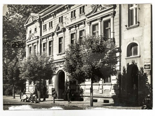 CHODZIEŻ - SIEDZIBA MRN OBECNIE BIBLIOTEKA IM. S. MICHALSKIEGO LATA 60. PRL