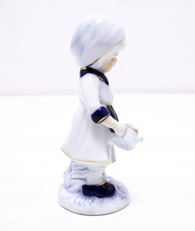 STARA PORCELANOWA FIGURKA KOBIETA Z DZBANKIEM, EM EXCLUSIVE COLLECTION