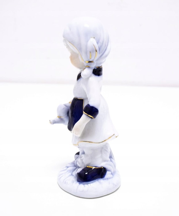 STARA PORCELANOWA FIGURKA KOBIETA Z DZBANKIEM, EM EXCLUSIVE COLLECTION