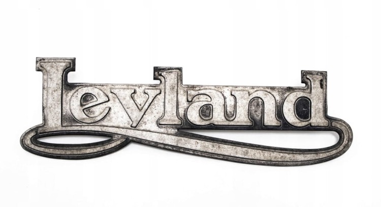 STARY ZNACZEK SAMOCHODOWY EMBLEMAT LEYLAND