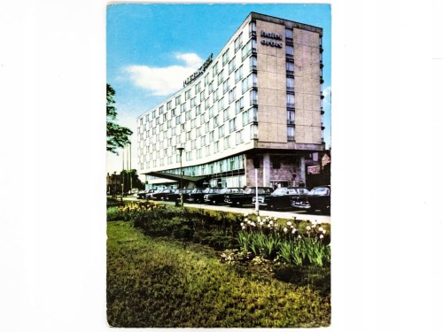 POZNAŃ - HOTEL MERKURY STARE SAMOCHODY 1968 PRL