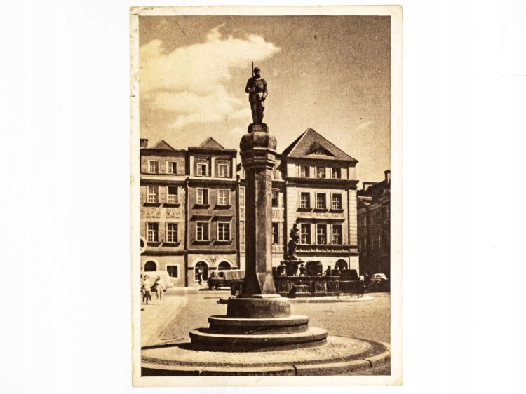 POZNAŃ - PRĘGIERZ Z FIGURĄ RYCERZA LATA 60. PRL