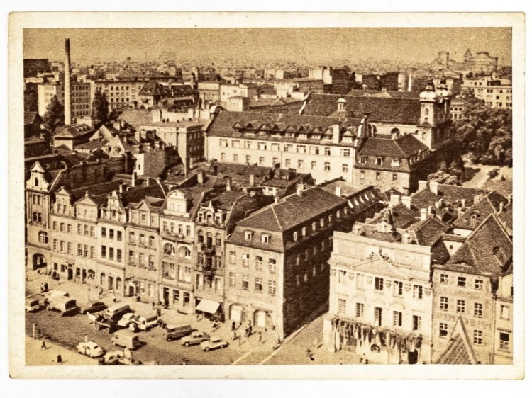 POZNAŃ - ZACHODNIA ŚCIANA RYNKU PAŁAC DZIAŁYŃSKICH OKRĄGLAK LATA 60. PRL