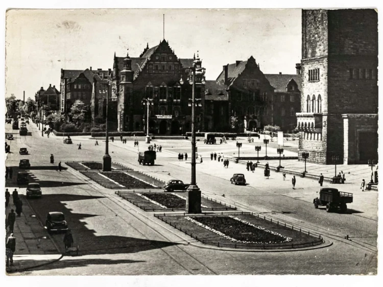 POZNAŃ - UL. ARMII CZERWONEJ Z WIDOKIEM NA AULĘ UAM 1962 PRL
