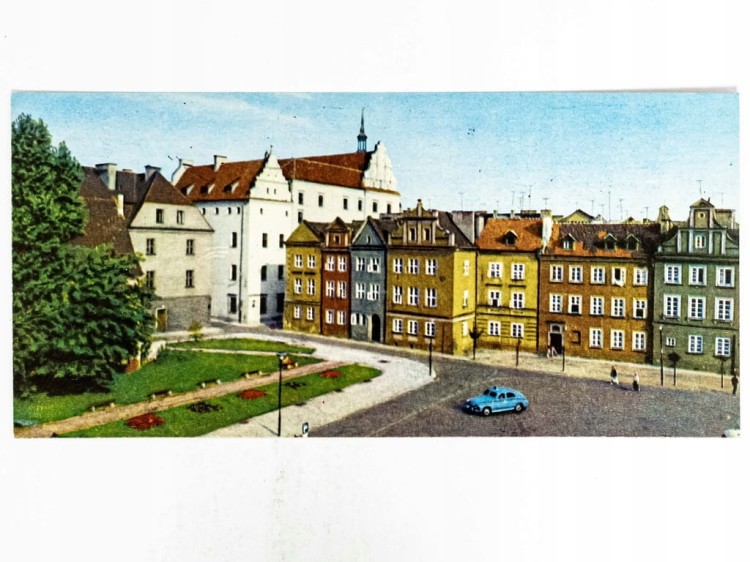 POZNAŃ - PL. KOLEGIACKI Z PAŁACEM GÓRKÓW MUZEUM ARCHEOLOGICZNE LATA 70. PRL