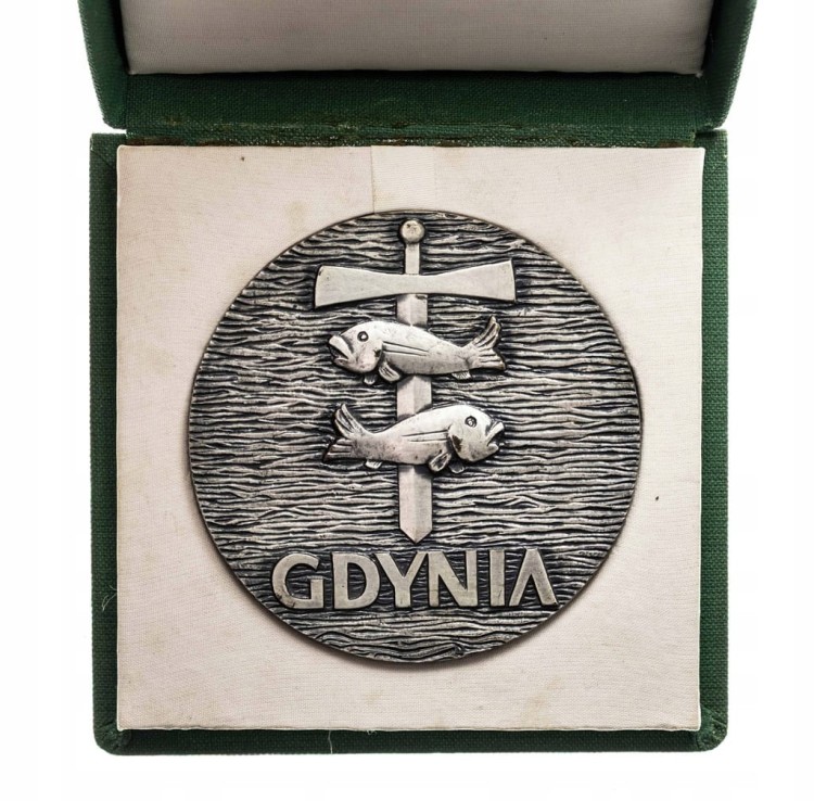 MEDAL POLSKIE LINIE OCEANICZNE, PORT I STOCZNIA KOMUNY PARYSKIEJ GDYNIA