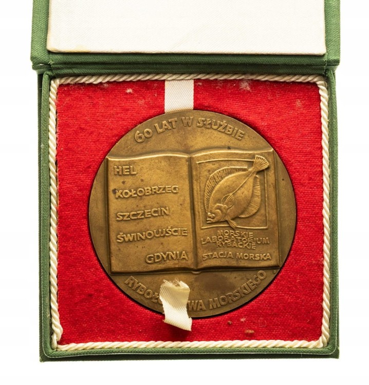 MEDAL 60 LAT W SŁUŻBIE RYBOŁÓWSTWA MORSKIEGO 1981