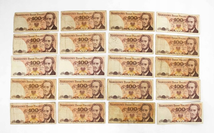ZESTAW BANKNOTÓW PRL 100 ZŁ (NR 18)