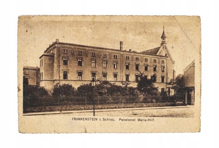 ZĄBKOWICE ŚLĄSKIE - DAWNA SZKOŁA DLA DZIEWCZĄT 1917