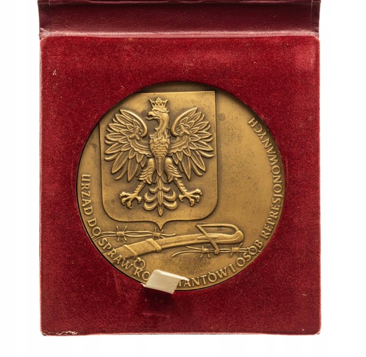 MEDAL URZĄD DO SPRAW KOMBATANTÓW I OSÓB REPRESJONOWANYCH