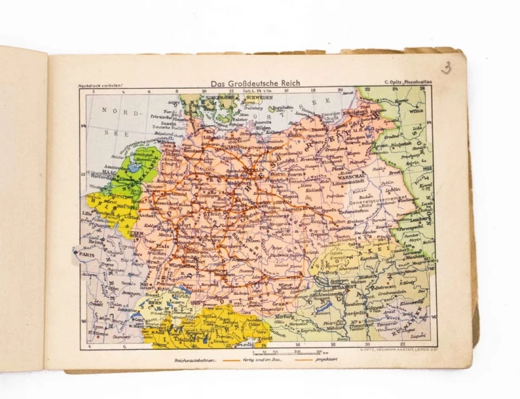 STARY NIEMIECKI ATLAS ŚWIATA l. 40
