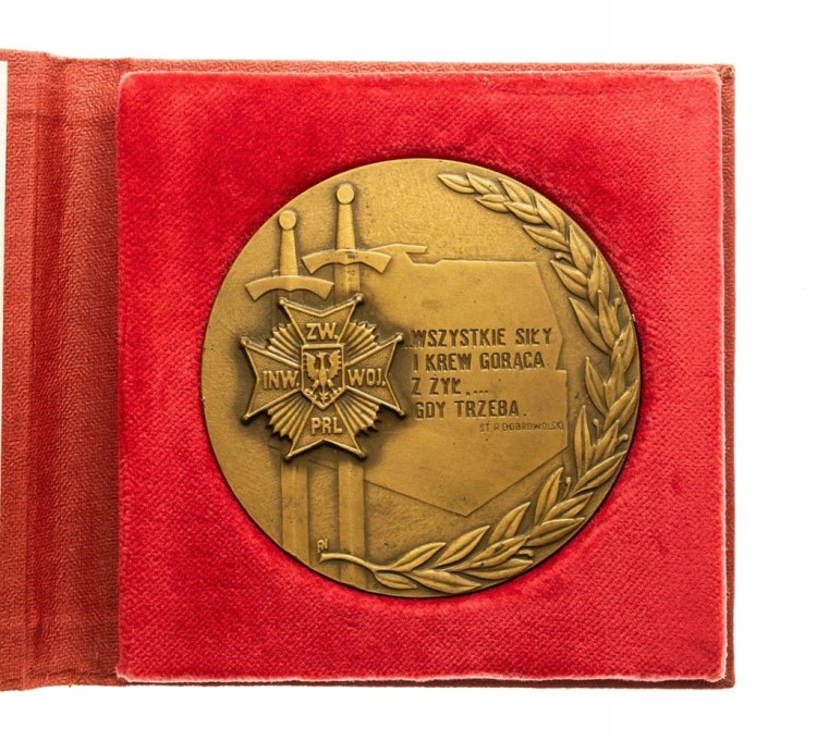 MEDAL ZWIĄZEK INWALIDÓW WOJENNYCH 1989