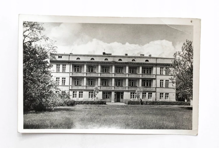 INOWROCŁAW - SANATORIUM NR 1 l. 60
