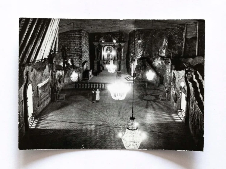 WIELICZKA - KOPALNIA SOLI, KAPLICA ŚWIĘTEJ KINGI l. 60