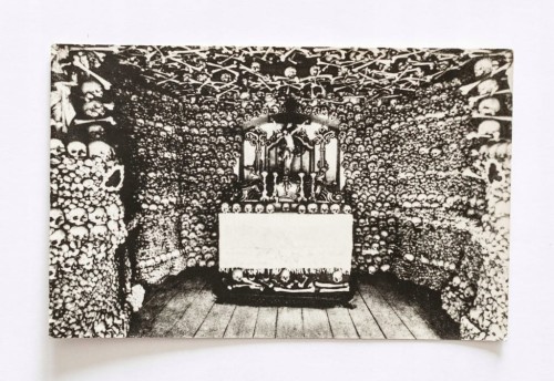 CZERMNA, KUDOWA ZDRÓJ - KAPLICA CZASZEK l. 50/60