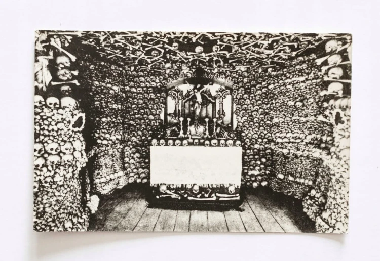 CZERMNA, KUDOWA ZDRÓJ - KAPLICA CZASZEK l. 50/60