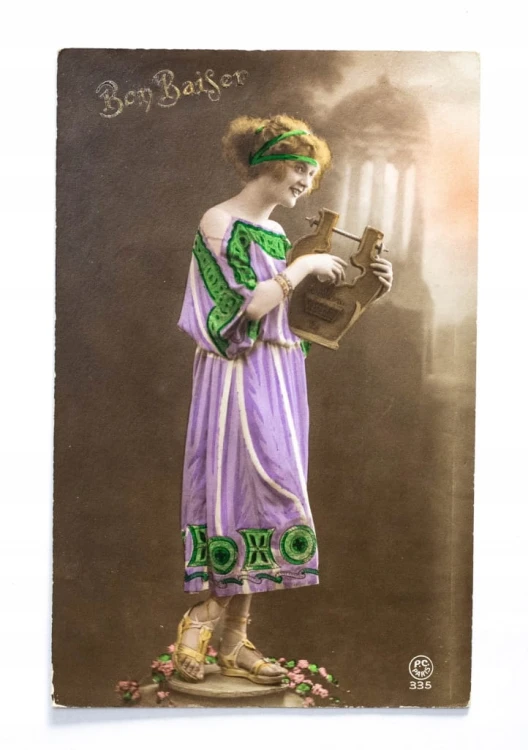 STARA POCZTÓWKA - KOBIETA GRAJĄCA NA LIRZE, PARYŻ 1921