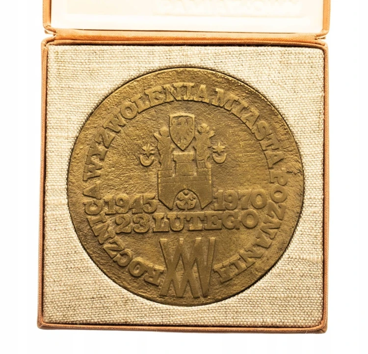 MEDAL 25 ROCZNICA WYZWOLENIA POZNIANIA, POZNAŃ 1970