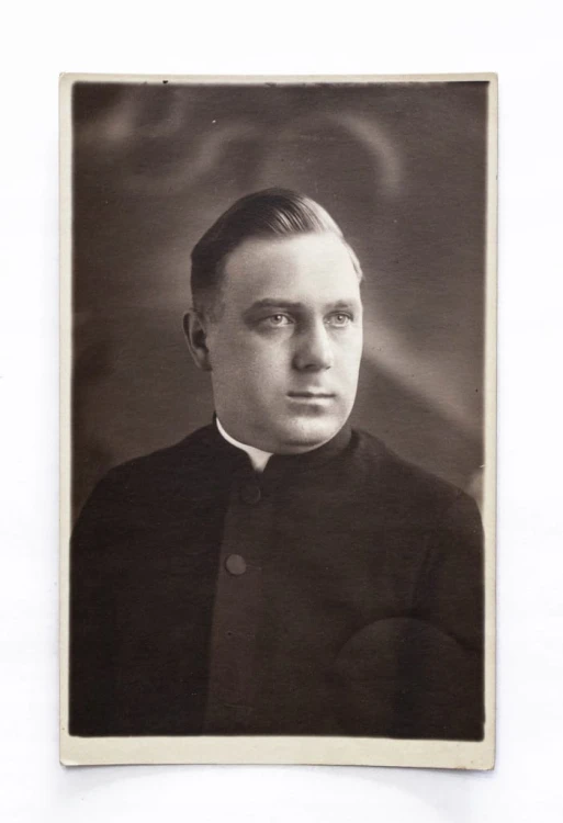 STARA FOTOGRAFIA - KAPŁAN, KSIĄDZ, WIĘCBORK 1934