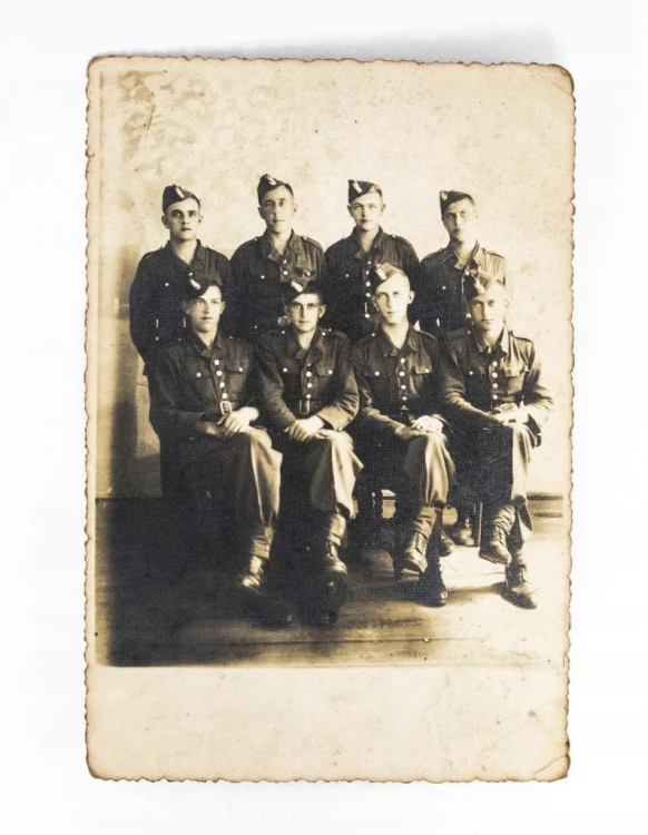 STARA FOTOGRAFIA - ŻOŁNIERZE, FOT. PODOLANKA, BARWICE, LATA 40 PRL