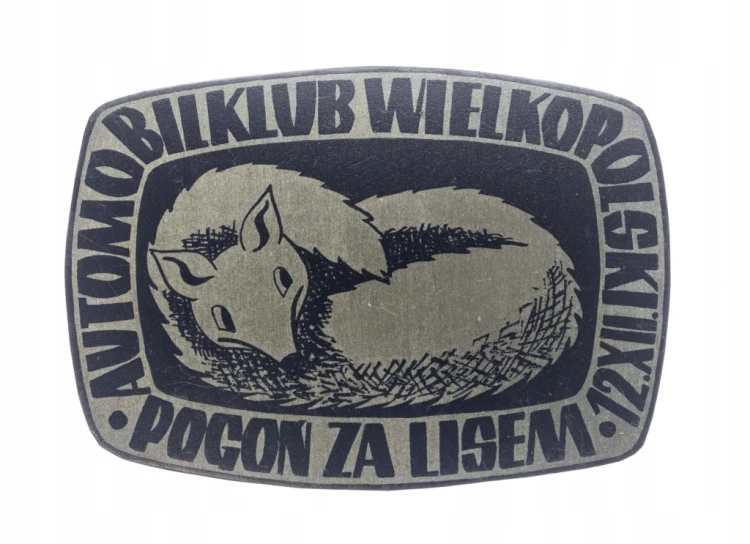 PLAKIETA AUTOMOBILKLUB WIELKOPOLSKI, POGOŃ ZA LISEM PRL