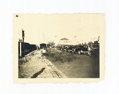 STARA FOTOGRAFIA - ULICA MIASTA Z SAMOCHODAMI 1938, GDYNIA PORT