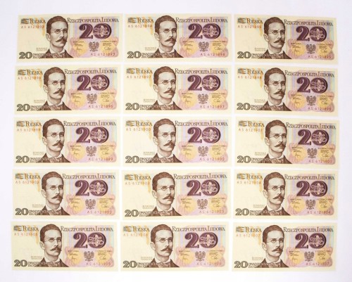 Polska, PRL, zestaw 15 x 20 ZŁOTYCH 1.06.1982, seria AS. Kolejne numery
