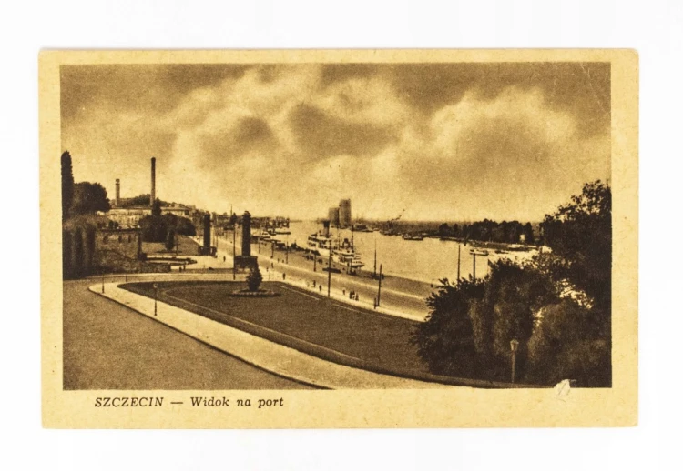 SZCZECIN - WIDOK NA PORT LATA 40