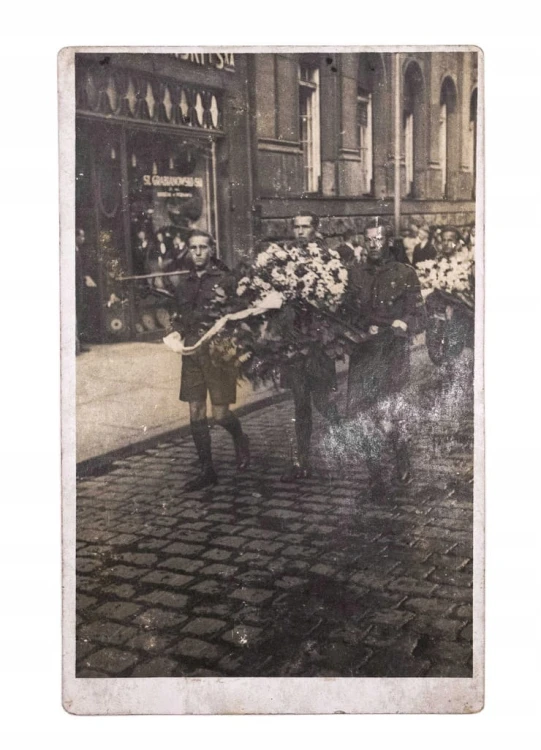 STARA FOTOGRAFIA - PRZEMARSZ HARCERZY (POZNAŃ / WARSZAWA) II RP